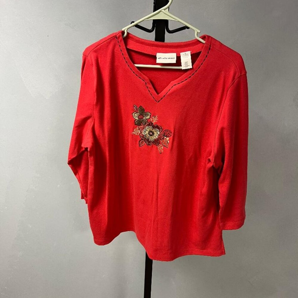 Women's Top